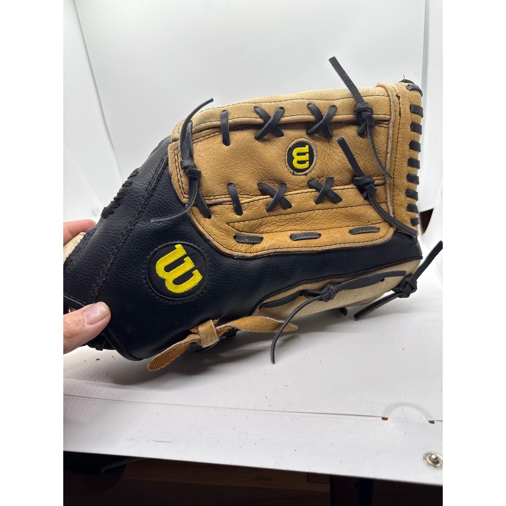 Wilson A360 14 Inch Slowpitch Softball Glove Black Tan Leather A0360TRES14 RHT